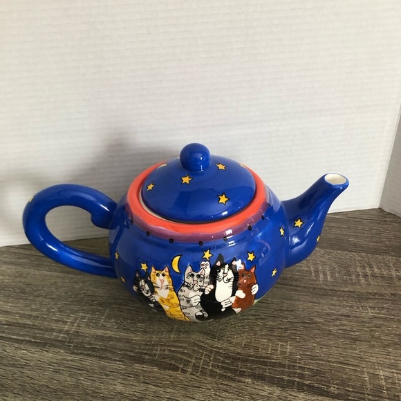 2001 Catzilla Teapot - Picture 1 of 12